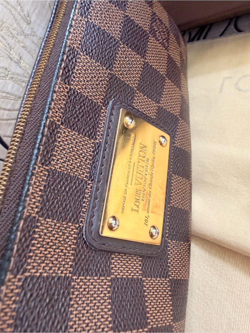 Louis Vuitton Eva Damier Ebene Brown Crossbody Chain Clutch Bag -original owner - Picture 11 of 12